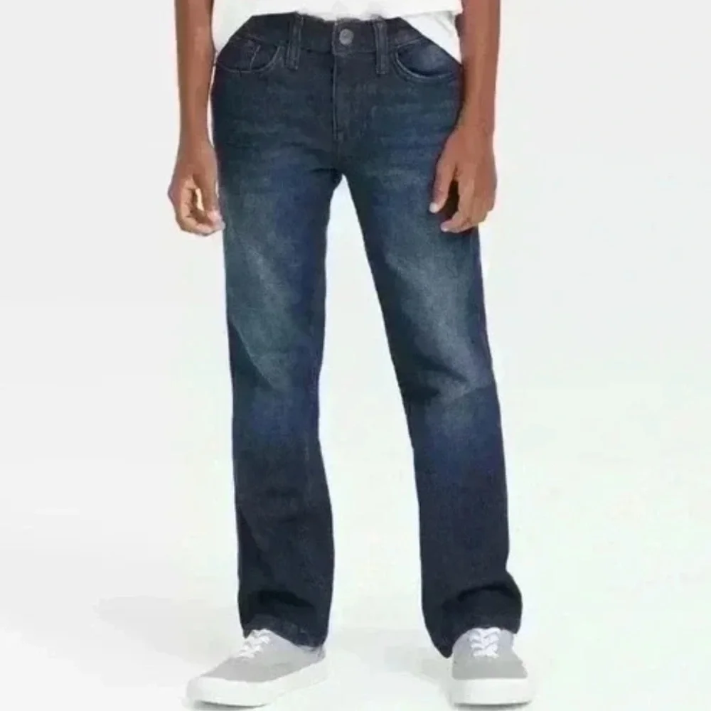 Cat & Jack- NWT High Rise Relaxed Straight Leg Jeans Boys size 12 - Picture 1 of 8
